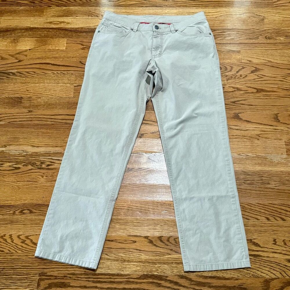 Hiltl DUDE Khaki Chinos. Size 34.